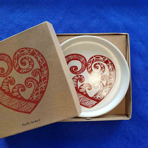 Pacific Aroha Dish (Red on White approx 13cm)