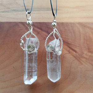 Clear Quartz Wired Pendant (silver plated)