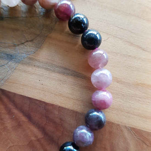 Tourmaline Mix Bracelet (assorted. approx. 8mm round beads)