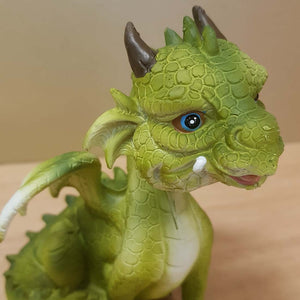 Green Standing Dragon (13x0.5x11cm)