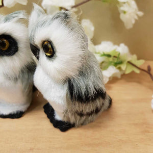 Grey & White Bright Eyes Owl (approx. 8.5x6cm))