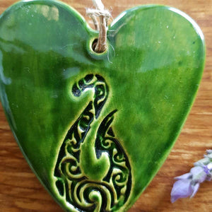 Green Ceramic Heart with Fishhook in Box (approx. 8.8 x 8 cm)