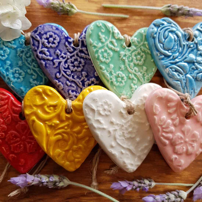 Embossed Ceramic Heart (assorted colours approx. 6 x 5.5cm)