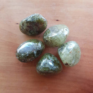Green Garnet Tumble (approx. 2x2cm)