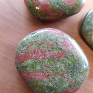 Unakite Flatstone (assorted approx. 5x4cm)