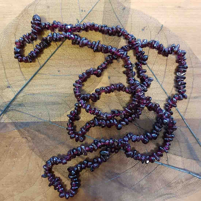 Garnet Chip Necklace (approx. 85cm)