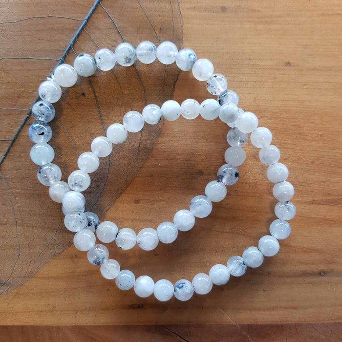 White Moonstone Bracelet (assorted. approx. 8mm round beads)