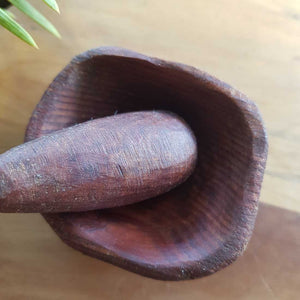 Totara Mortar & Pestle Hand Crafted in New Zealand from 500 year old Totara from the Feilding Area (approx.6x5x3cm)