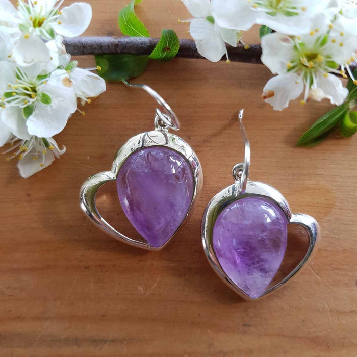 Lavender Amethyst Heart Earrings. (sterling silver)