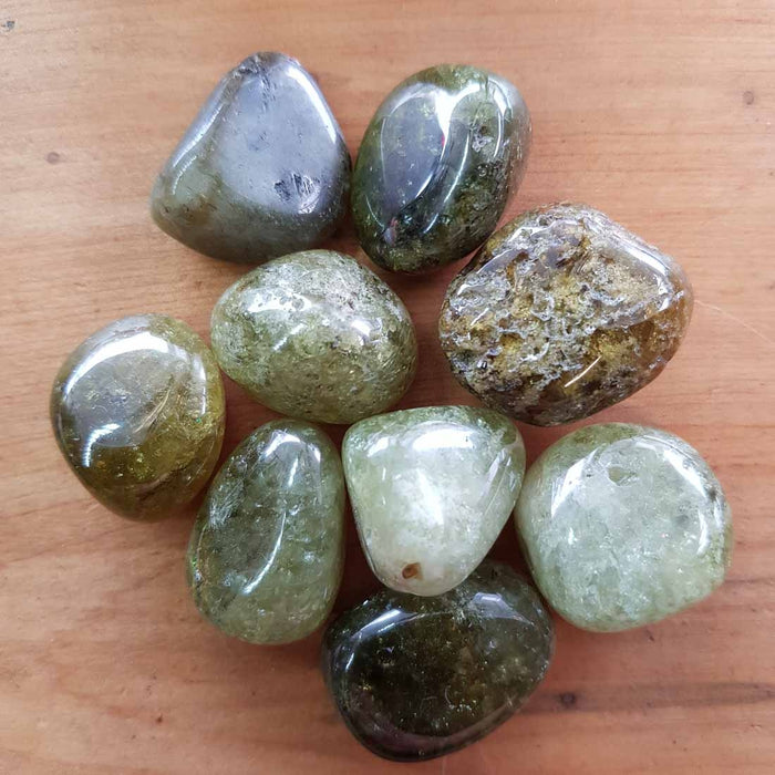 Green Garnet Tumble (assorted)