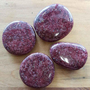 Red Wine Jasper Flat Stone (approx 4x4cm)