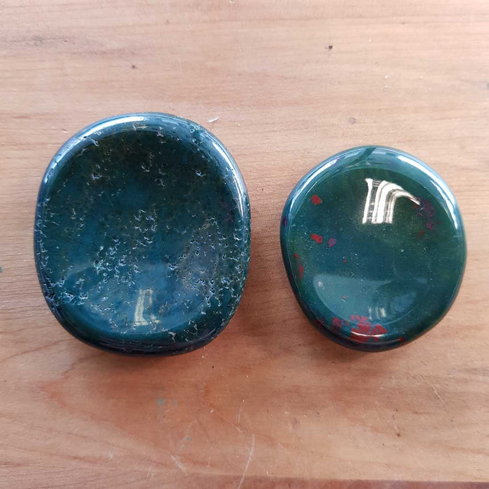 Bloodstone Worry Stone (assorted. approx. 5x3.5cm)