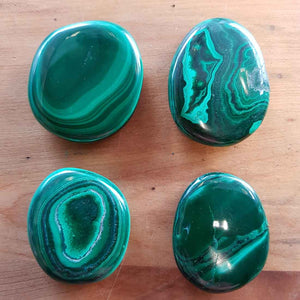 Malachite Flatstone (assort. approx. 4x3cm)