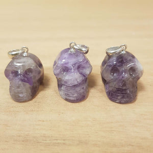 Amethyst Skull Pendant (approx. 1.5x2cm))