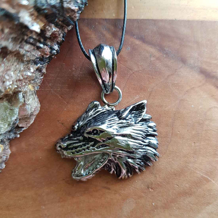 Wolf Head Pendant (stainless steel)