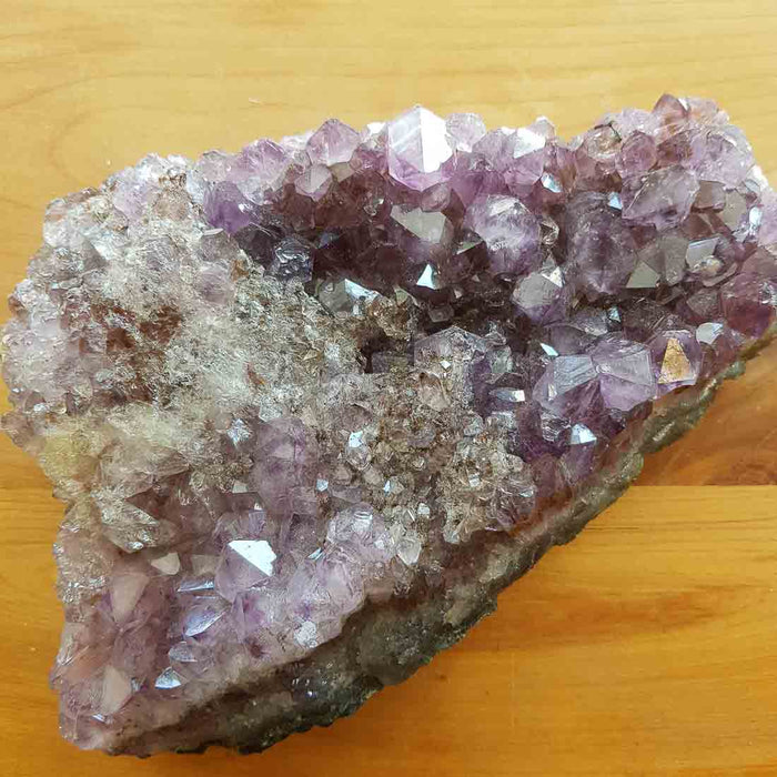 Amethyst Cluster. (approx. 19x13x5cm)