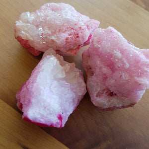 Pink Quartz Geode (coated assorted approx. 4x4cm plus)