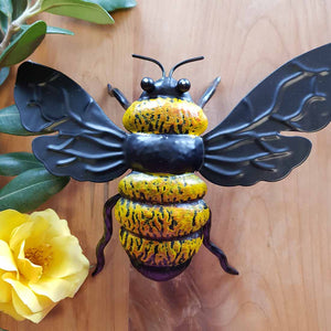 Bee (approx. 12x18x5cm)