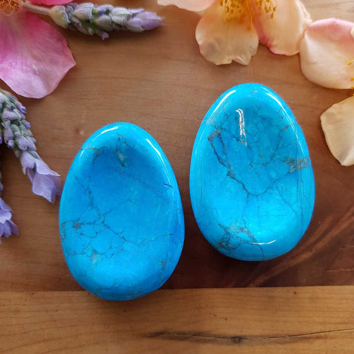 Blue Howlite Worry Stone (approx. 5x3cm)