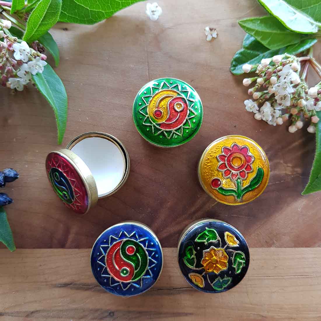 Vanilla Natural Solid Fragrance in Cloisonne Tin (Song of India