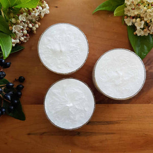 White Gardenia Tealight Candle (sustainably grown palm wax) 3-4 hr burn time