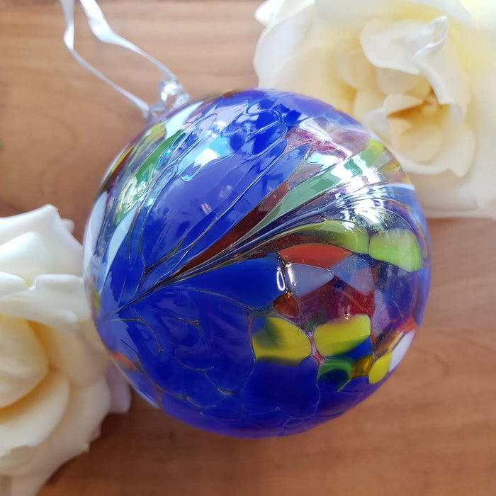 Shades of Blue Friendship Ball (10cm glass)