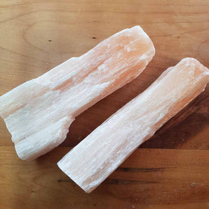 Orange Selenite Rough Rod aka Kindling. (assorted. approx. 12-17x3-4cm)