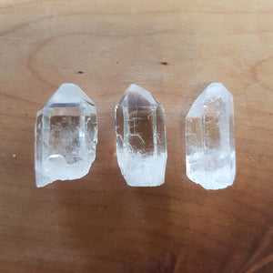 Clear Quartz Natural Point. (assorted approx. 4-5.5x2-3cm)