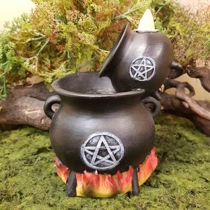 Cauldron Backflow Incense Burner (lights up. approx. 15x10x11cm)