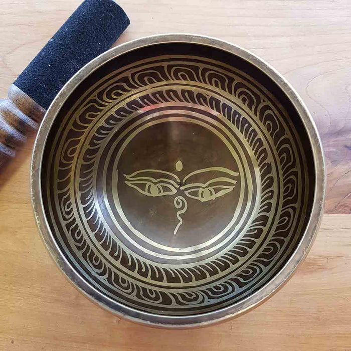 Buddha Eye Singing Bowl (approx. 13.2cm diameter)