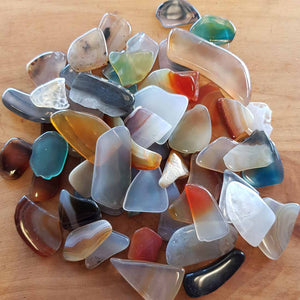 Agate Mix Flat Tumbled Piece. (assorted sizes & colours incl some dyed)