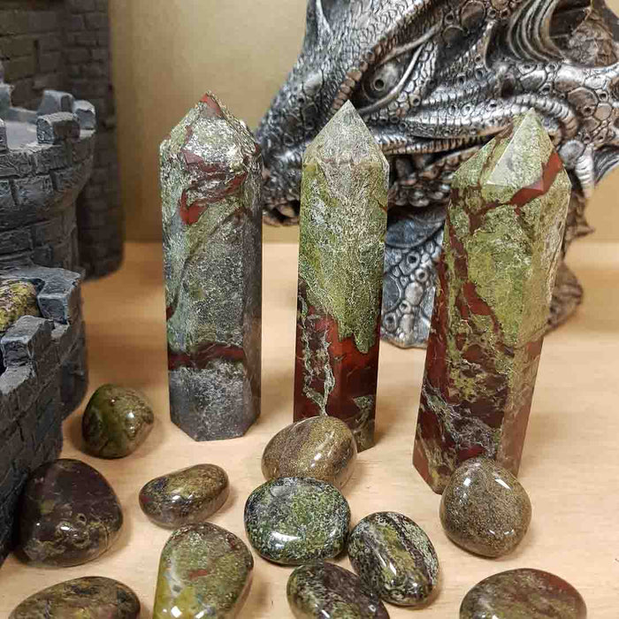 Dragonstone Point (assorted. approx. 8x2.5x2cm)