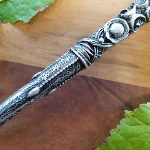 Sorcerer's Wand with Pentacle. (approx 24cm long)