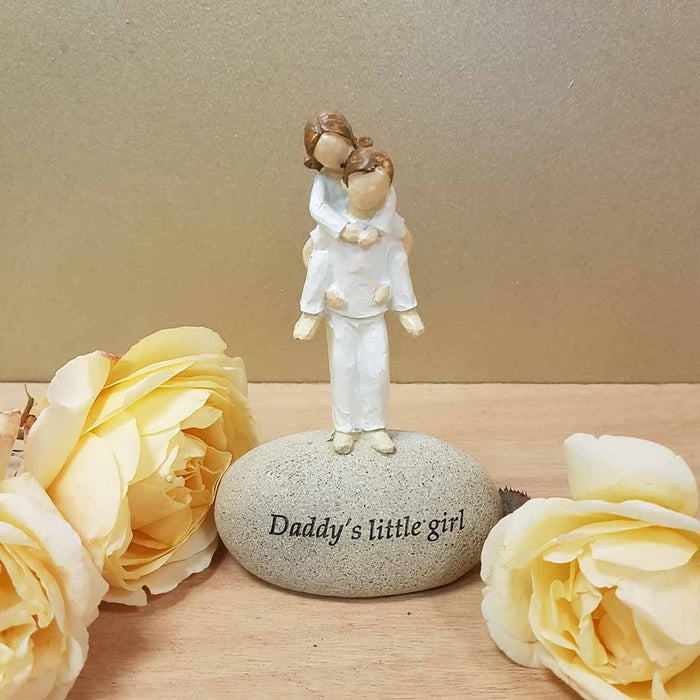 Daddy's Little Girl. (approx. 13x8cm)