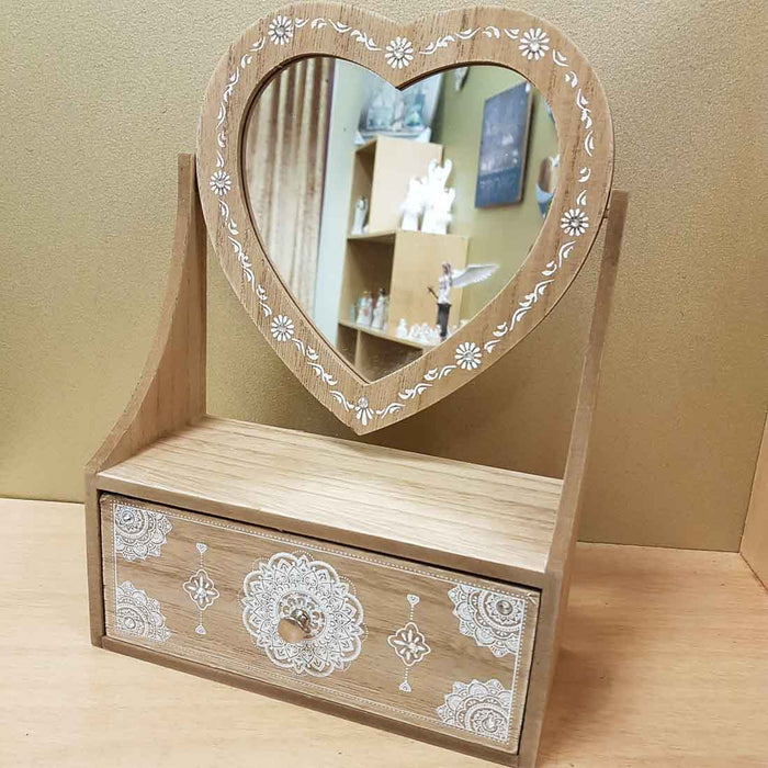 Boho Dresser with Heart Mirror. (approx. 28x20x9cm)