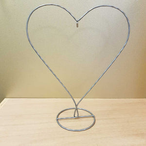 Silver Heart Stand for Spirit Balls & Hearts (approx. 23x28x10cm)