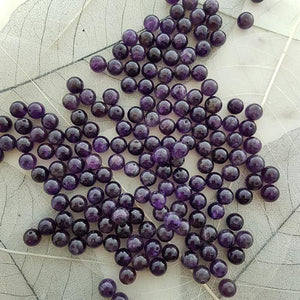 Amethyst Bead. (assorted. round. approx. 8mm)