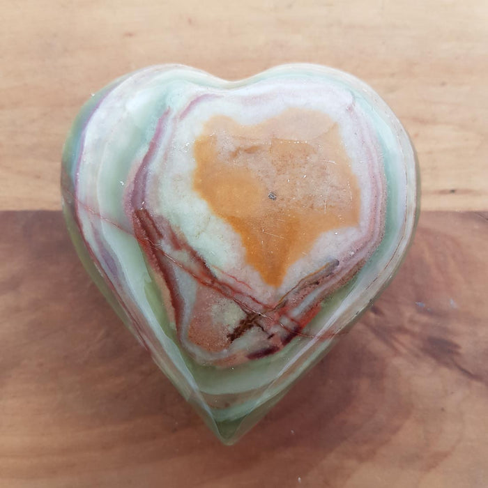 Banded Calcite aka Marble Onyx Heart (assorted. approx. 11.5x11.4x1.7cm)