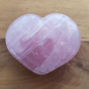 Rose Quartz Heart (approx. 8.5x10.5x3.5cm)