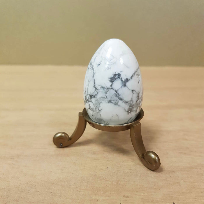 Howlite Egg (assorted. approx. 4.5x3cm)