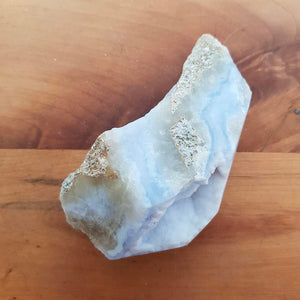 Blue Lace Agate Geode (approx. 10x5x4cm)
