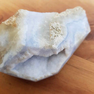 Blue Lace Agate Geode (approx. 10x5x4cm)