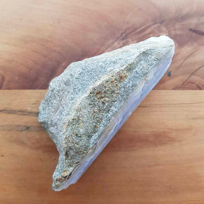 Blue Lace Agate Geode (approx.10x3x5cm)