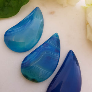 Blue Dyed Agate Pendant