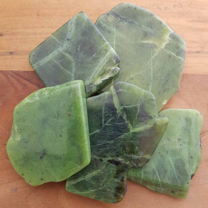 Green Jade Slab from British Columbia (assorted. approx. 5.5x4.5cm)