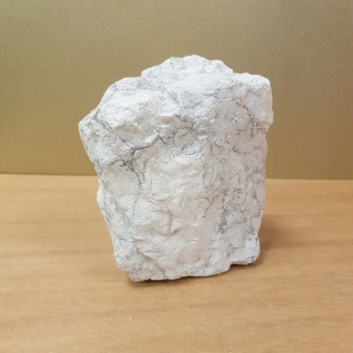 Howlite Rough Rock (approx. 11.5x10x5cm)