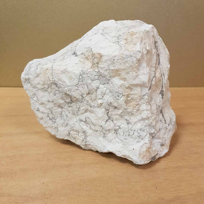 Howlite Rough Rock (approx. 12x5x14cm)