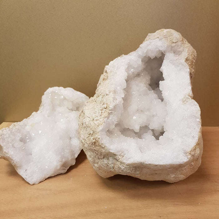 Quartz Geode Split Pair (approx. 20x24x18cm for the two pieces joined together)