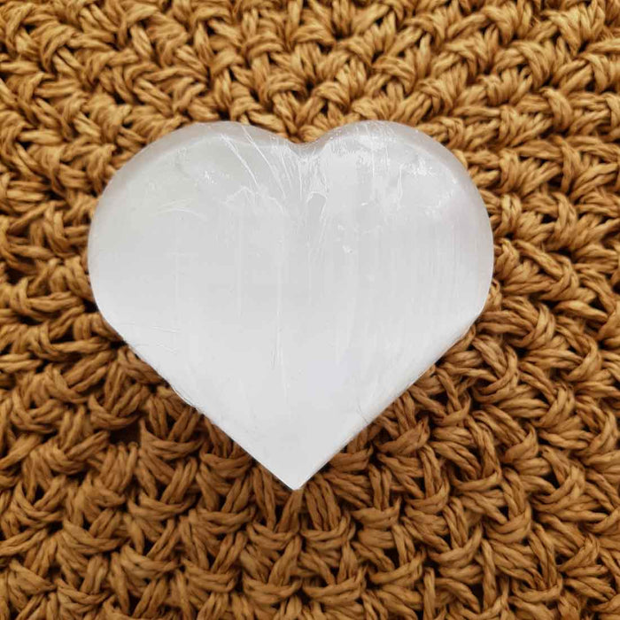 Selenite Heart (assorted. approx. 7.8-8x8.6-9cm)