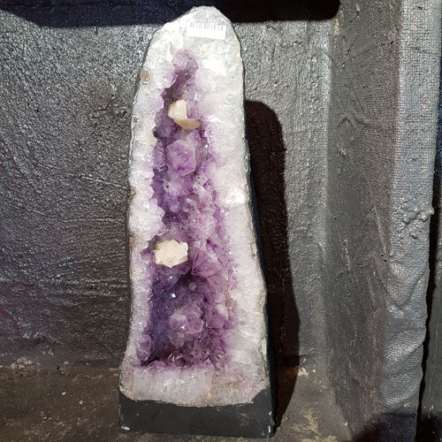 Amethyst Geode from Brazil (approx. 40x15x12cm)